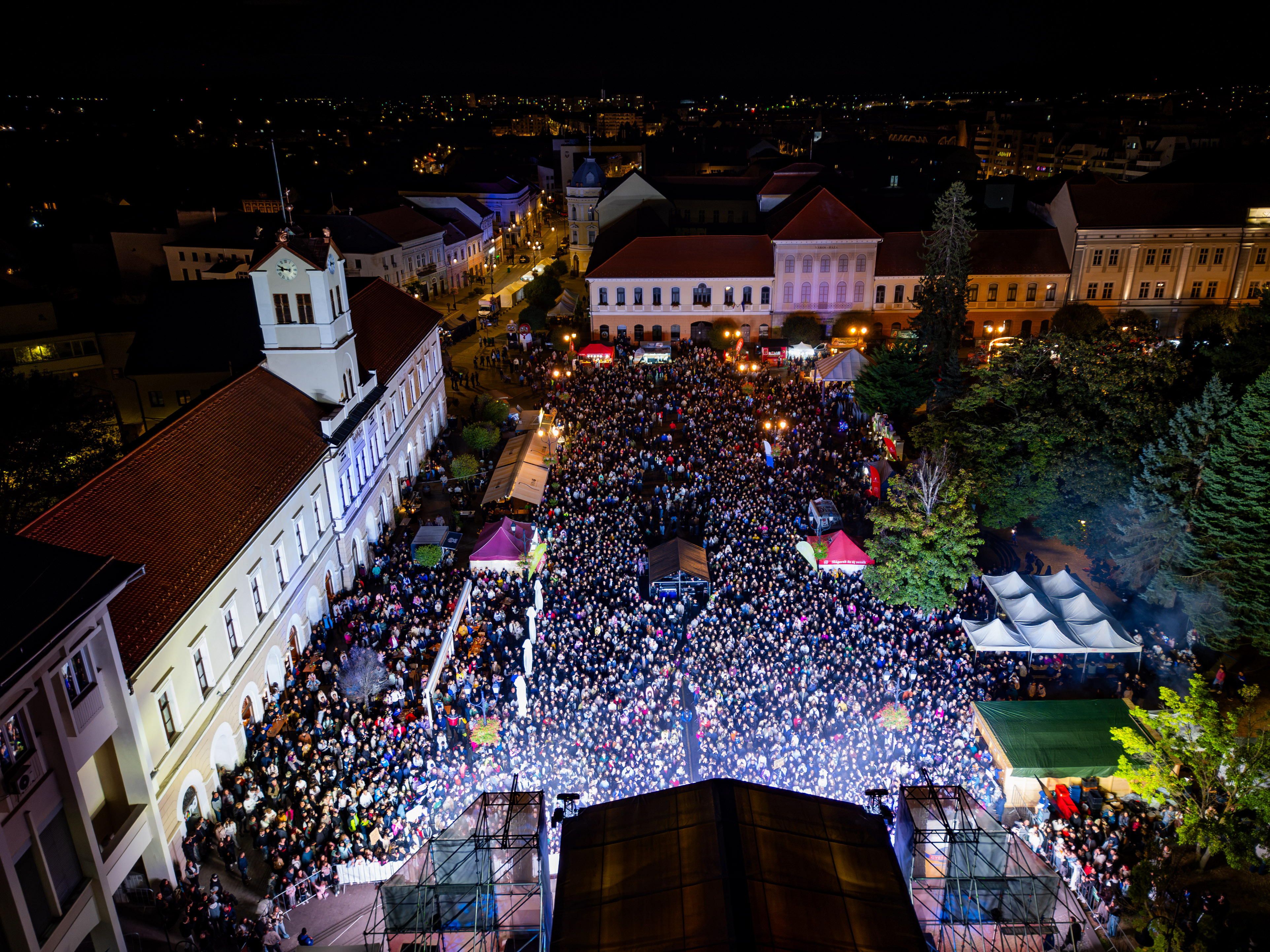 Trei zile cu centrul orașului plin: Târgul de Toamnă și Festivalul Kürtőskalács, un weekend de succes la Sfântu Gheorghe